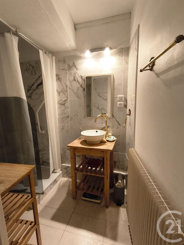 Appartement T2 &agrave; louer - 2 pi&egrave;ces - 46,96 m2 - Allevard - 38 - RHONE-ALPES