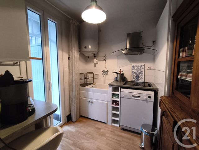 Appartement T2 &agrave; louer - 2 pi&egrave;ces - 46,96 m2 - Allevard - 38 - RHONE-ALPES