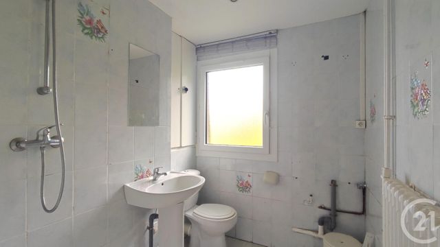 Afficher la photo en grand Appartement T3 à vendre - 3 pièces - 60,99 m2 - Allevard - 38 - RHONE-ALPES