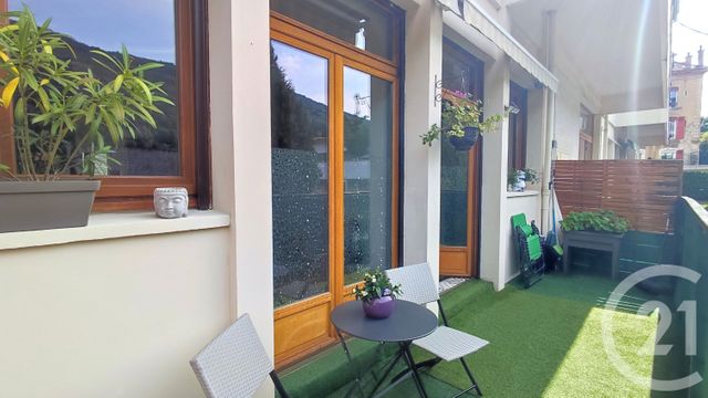 Afficher la photo en grand Appartement F3 bis à vendre - 3 pièces - 97,68 m2 - Allevard - 38 - RHONE-ALPES