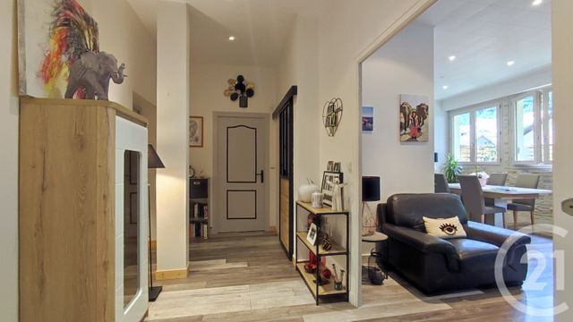 Afficher la photo en grand Appartement F3 bis à vendre - 3 pièces - 97,68 m2 - Allevard - 38 - RHONE-ALPES