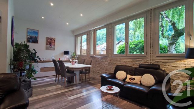 Afficher la photo en grand Appartement F3 bis à vendre - 3 pièces - 97,68 m2 - Allevard - 38 - RHONE-ALPES
