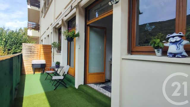 Afficher la photo en grand Appartement F3 bis à vendre - 3 pièces - 97,68 m2 - Allevard - 38 - RHONE-ALPES
