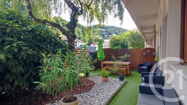 Afficher la photo en grand Appartement F3 bis à vendre - 3 pièces - 97,68 m2 - Allevard - 38 - RHONE-ALPES