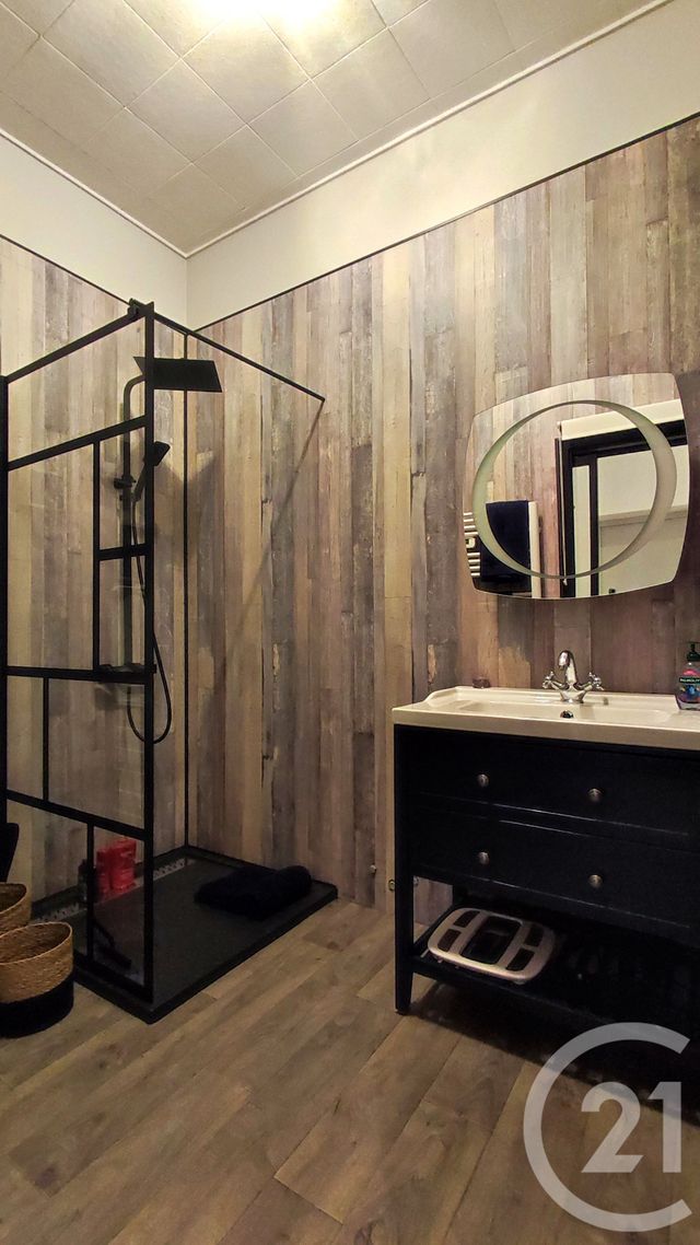 Afficher la photo en grand Appartement F3 bis à vendre - 3 pièces - 97,68 m2 - Allevard - 38 - RHONE-ALPES