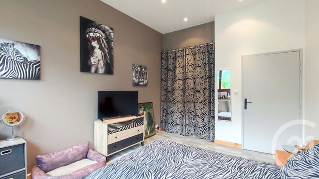 Afficher la photo en grand Appartement F3 bis à vendre - 3 pièces - 97,68 m2 - Allevard - 38 - RHONE-ALPES