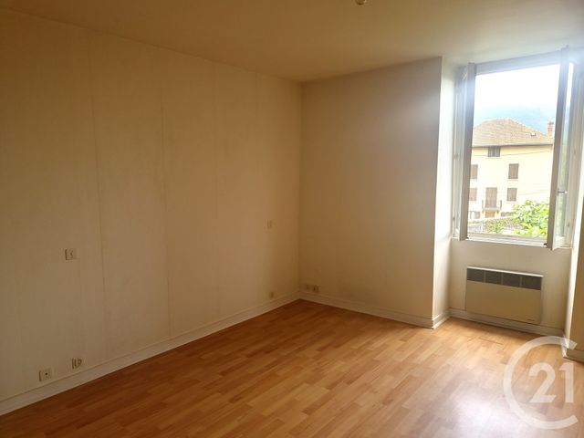 Afficher la photo en grand Appartement T3 à vendre - 3 pièces - 88,92 m2 - Pontcharra - 38 - RHONE-ALPES