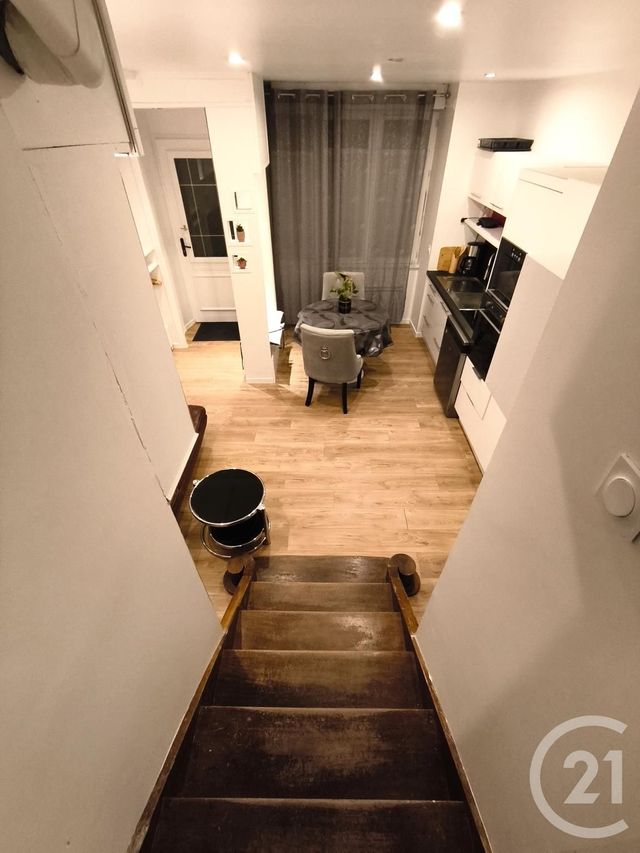 Appartement T2 &agrave; louer - 2 pi&egrave;ces - 30,20 m2 - Allevard - 38 - RHONE-ALPES