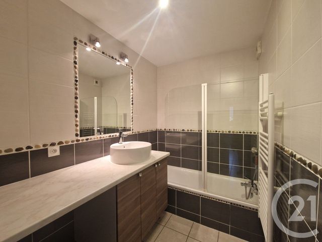 Appartement T4 &agrave; vendre - 4 pi&egrave;ces - 80,10 m2 - La Rochette - 73 - RHONE-ALPES