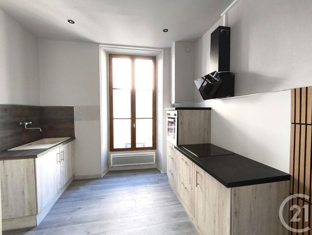 Appartement T2 &agrave; louer - 2 pi&egrave;ces - 49,75 m2 - Allevard - 38 - RHONE-ALPES