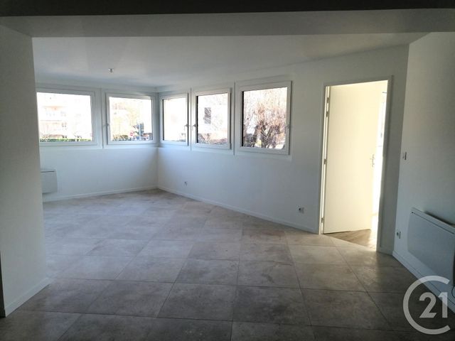 Appartement T4 &agrave; louer - 4 pi&egrave;ces - 119,16 m2 - Pontcharra - 38 - RHONE-ALPES