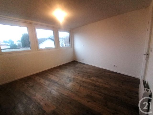 Appartement T4 &agrave; louer - 4 pi&egrave;ces - 119,16 m2 - Pontcharra - 38 - RHONE-ALPES