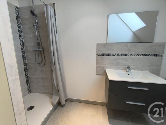 Appartement T2 &agrave; louer - 2 pi&egrave;ces - 40,53 m2 - Pontcharra - 38 - RHONE-ALPES