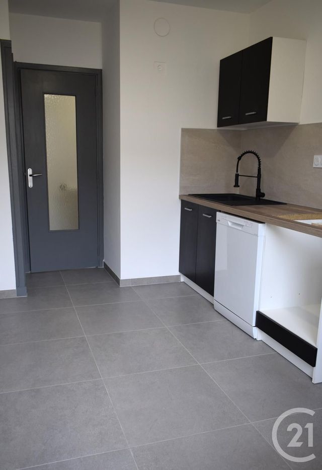 Appartement F3 &agrave; louer - 3 pi&egrave;ces - 53,90 m2 - Pontcharra - 38 - RHONE-ALPES