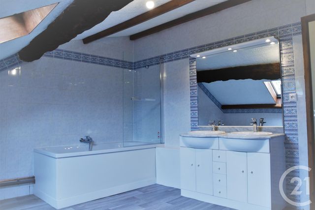 Appartement Duplex &agrave; louer - 4 pi&egrave;ces - 91,16 m2 - La Croix De La Rochette - 73 - RHONE-ALPES