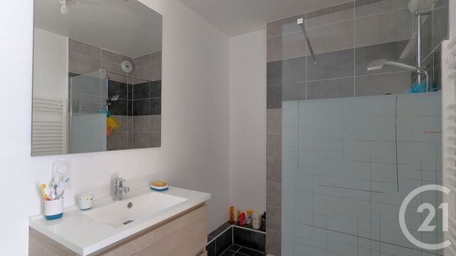 Appartement T3 à vendre - 3 pièces - 62,98 m2 - Cognin - 73 - RHONE-ALPES