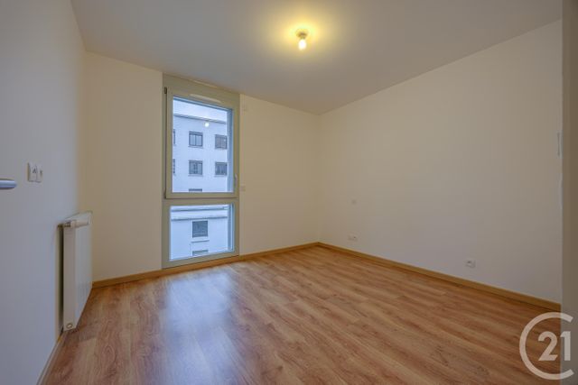 Afficher la photo en grand Appartement T3 à vendre - 3 pièces - 63,39 m2 - Chambery - 73 - RHONE-ALPES
