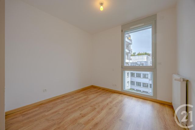 Afficher la photo en grand Appartement T3 à vendre - 3 pièces - 63,39 m2 - Chambery - 73 - RHONE-ALPES