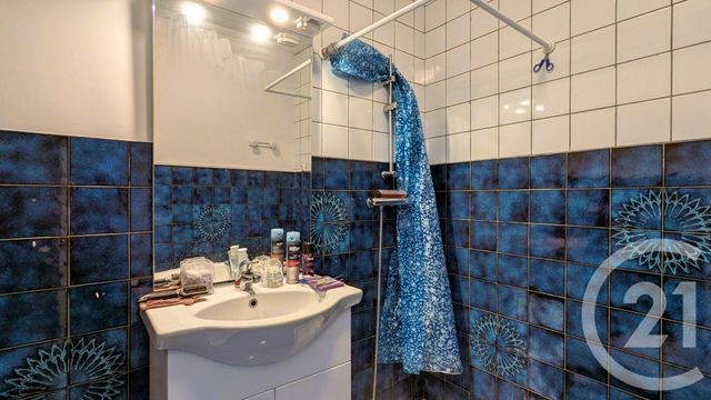 Appartement T2 à vendre - 2 pièces - 43,95 m2 - Chambery - 73 - RHONE-ALPES