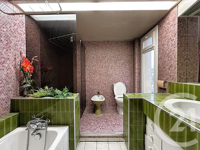 Appartement T4 à vendre - 4 pièces - 93,66 m2 - Chambery - 73 - RHONE-ALPES