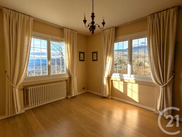 Afficher la photo en grand Maison à vendre - 9 pièces - 250 m2 - Barby - 73 - RHONE-ALPES