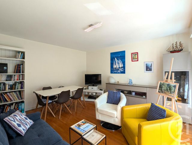 Appartement T3 à vendre - 3 pièces - 66,41 m2 - Chambery - 73 - RHONE-ALPES