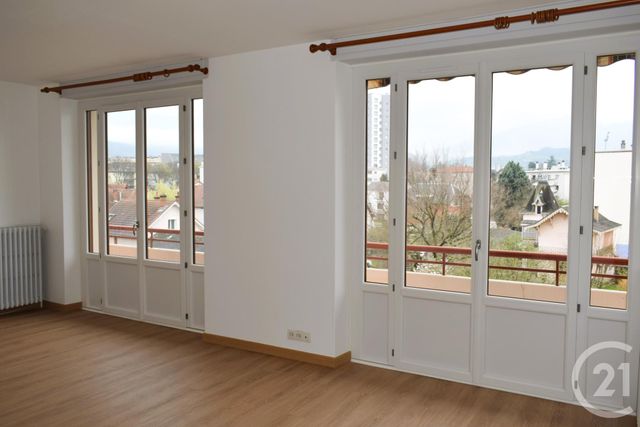 Appartement F3 à louer - 3 pièces - 74,70 m2 - Chambery - 73 - RHONE-ALPES