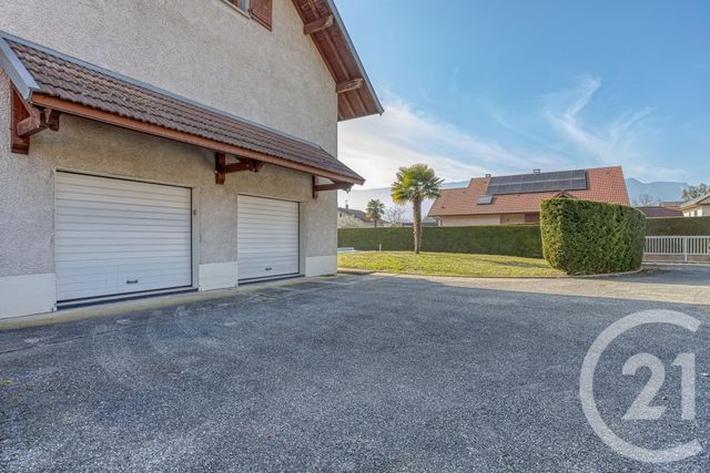 Afficher la photo en grand Maison à vendre - 7 pièces - 197 m2 - Drumettaz Clarafond - 73 - RHONE-ALPES