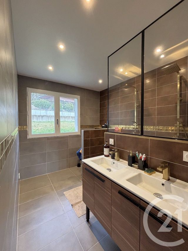 Afficher la photo en grand Maison à vendre - 6 pièces - 140,48 m2 - La Motte Servolex - 73 - RHONE-ALPES