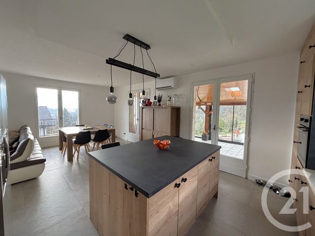 Afficher la photo en grand Maison à vendre - 6 pièces - 140,48 m2 - La Motte Servolex - 73 - RHONE-ALPES