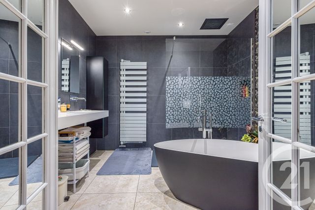 Afficher la photo en grand Appartement Duplex à vendre - 5 pièces - 172,48 m2 - Chambery - 73 - RHONE-ALPES