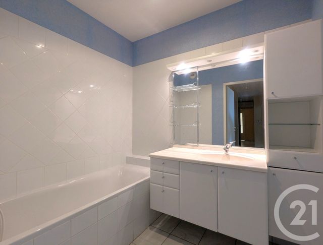 Appartement T4 &agrave; vendre - 4 pi&egrave;ces - 78,10 m2 - Chambery - 73 - RHONE-ALPES