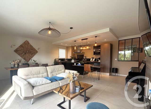 Appartement T4 à vendre - 4 pièces - 82,67 m2 - Chambery - 73 - RHONE-ALPES