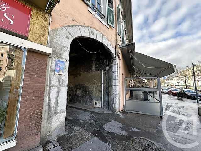 Afficher la photo en grand Appartement Studio à louer - 1 pièce - 20,37 m2 - Chambery - 73 - RHONE-ALPES