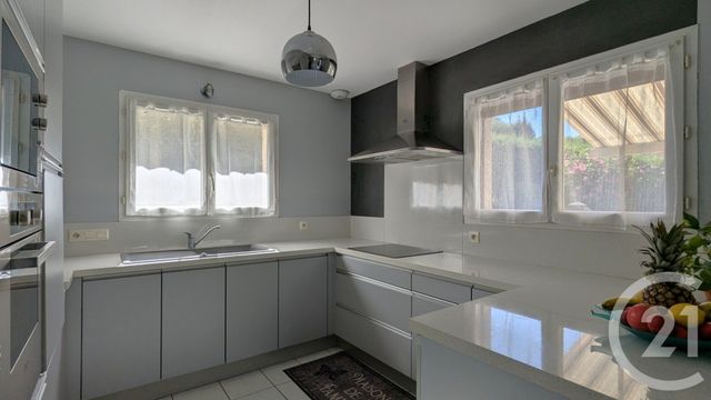 Afficher la photo en grand Maison à vendre - 6 pièces - 136,24 m2 - Voglans - 73 - RHONE-ALPES