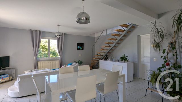 Afficher la photo en grand Maison à vendre - 6 pièces - 136,24 m2 - Voglans - 73 - RHONE-ALPES