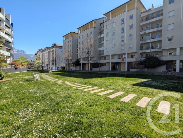 Appartement T3 à vendre - 3 pièces - 62,99 m2 - Chambery - 73 - RHONE-ALPES