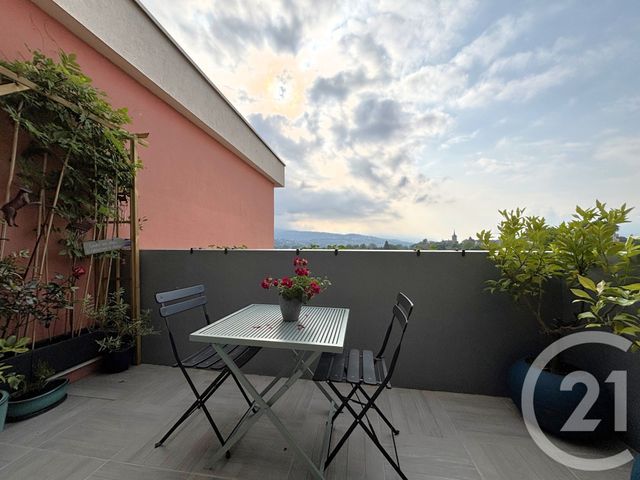 Appartement T3 à vendre - 3 pièces - 67,71 m2 - La Motte Servolex - 73 - RHONE-ALPES