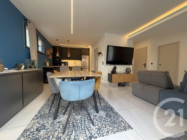 Afficher la photo en grand Appartement T3 à vendre - 3 pièces - 60,94 m2 - St Jeoire Prieure - 73 - RHONE-ALPES