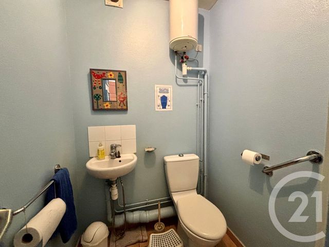 Afficher la photo en grand Appartement F4 à louer - 4 pièces - 79,45 m2 - Chambery - 73 - RHONE-ALPES