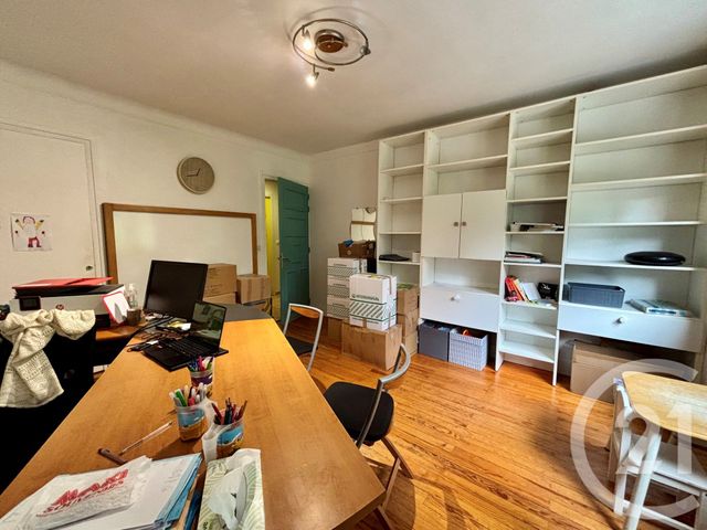 Afficher la photo en grand Appartement F4 à louer - 4 pièces - 79,45 m2 - Chambery - 73 - RHONE-ALPES