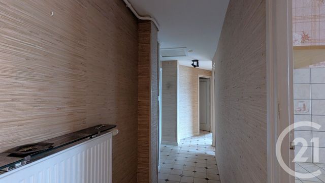 Appartement T4 &agrave; vendre - 4 pi&egrave;ces - 68,90 m2 - Chambery - 73 - RHONE-ALPES