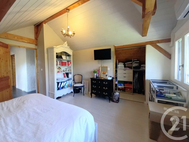 Maison à vendre - 5 pièces - 154,70 m2 - La Motte Servolex - 73 - RHONE-ALPES