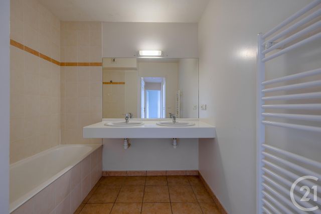 Appartement T4 à vendre - 4 pièces - 86,32 m2 - Jacob Bellecombette - 73 - RHONE-ALPES