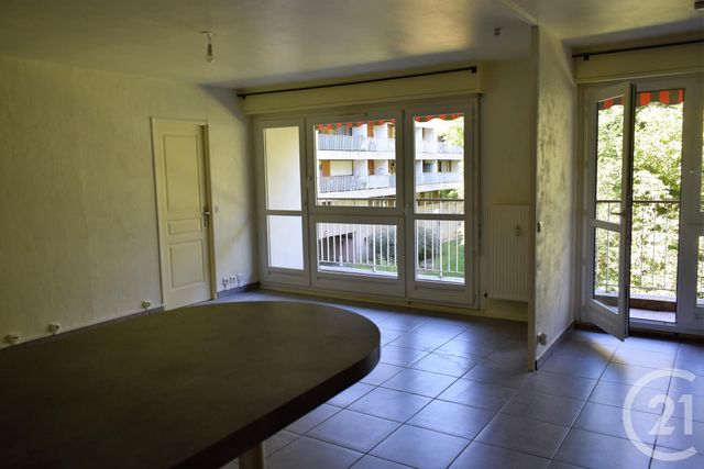 Appartement T2 à louer - 2 pièces - 56,96 m2 - Chambery - 73 - RHONE-ALPES