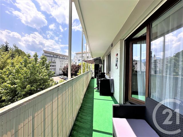 Appartement T2 à louer - 2 pièces - 53,48 m2 - Chambery - 73 - RHONE-ALPES