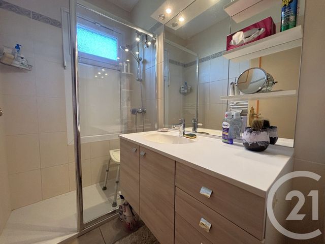 Maison à vendre - 5 pièces - 107,43 m2 - La Motte Servolex - 73 - RHONE-ALPES