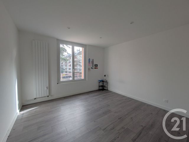 Appartement T3 &agrave; vendre - 3 pi&egrave;ces - 68,01 m2 - Chambery - 73 - RHONE-ALPES