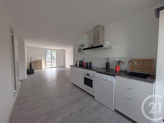 Appartement T3 &agrave; vendre - 3 pi&egrave;ces - 68,01 m2 - Chambery - 73 - RHONE-ALPES