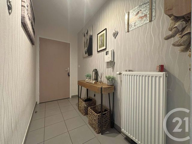 Appartement T3 à vendre - 3 pièces - 67,71 m2 - La Motte Servolex - 73 - RHONE-ALPES